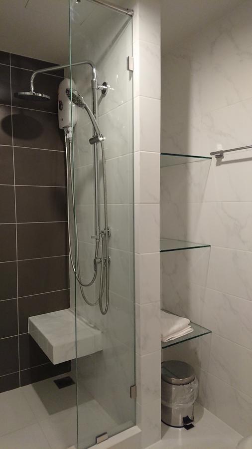 Niche Mono Sukhumvit 50 By Ariva Hotel Bangkok Esterno foto