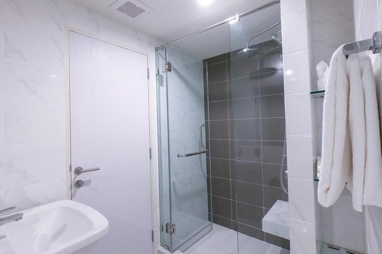 Niche Mono Sukhumvit 50 By Ariva Hotel Bangkok Esterno foto